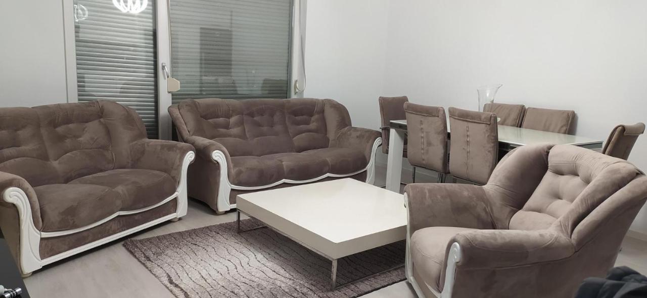 Lovely 2 Bedroom Condo In Gjilan. Luaran gambar